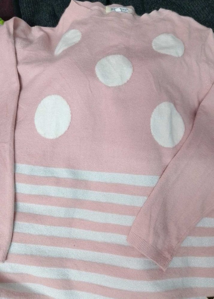 White And Peach Colour Woolen Top