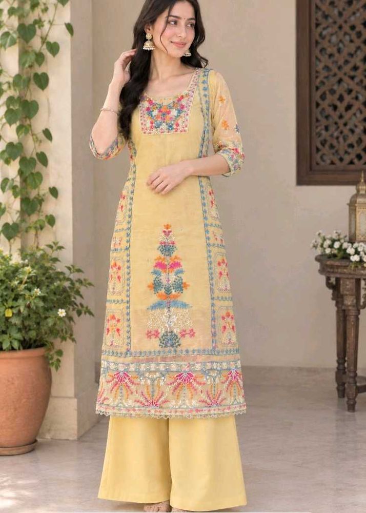 Embroidered Pakistani Suit