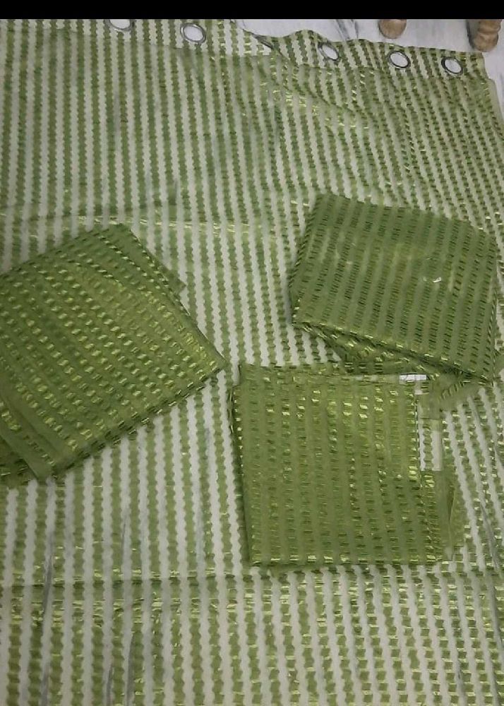 8 feet Pack of 6Stylish Green Striped Curtains