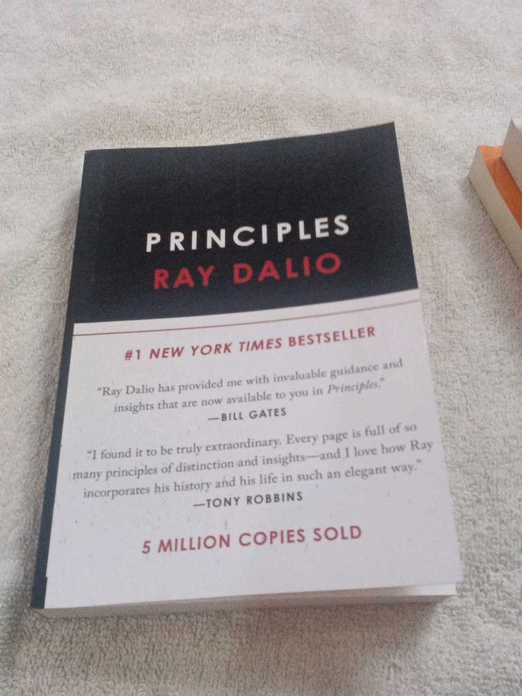 Principles by Ray Dalio - New York Times Bestselle
