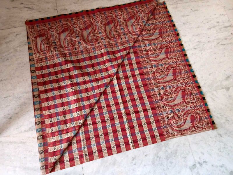 Brand New Elegant Paisley &amp; Plaid Shawl
