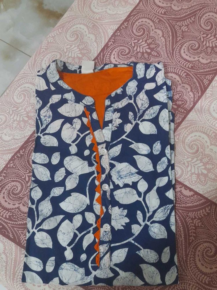 Short kurtas
