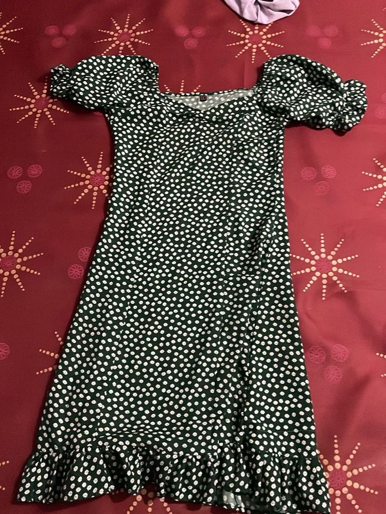 Chic Polka Dot Midi Dress