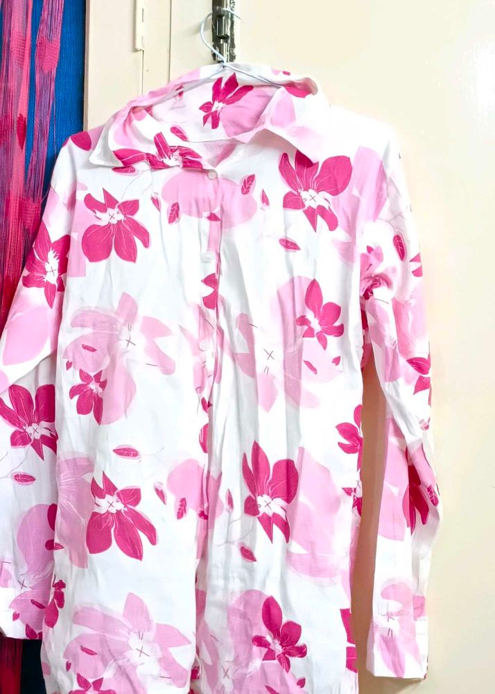 Floral Print Shirt 🩷🩷