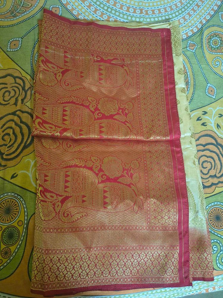 Stunning Red &amp; Gold Woven Saree