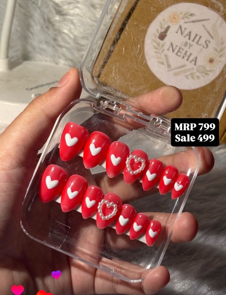 press on nails