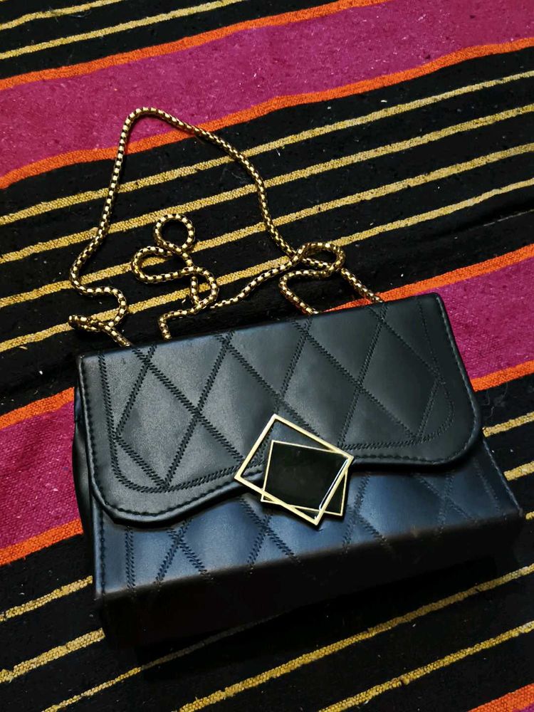 Chic Quilted Black Crossbody Bag