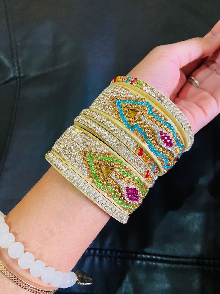 Combo Of 3 Bangles Set💛🧡🤎