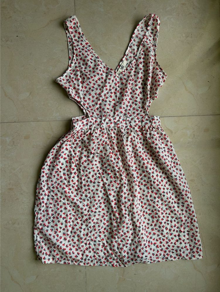 Cute Heart Print Cut-Out Dress