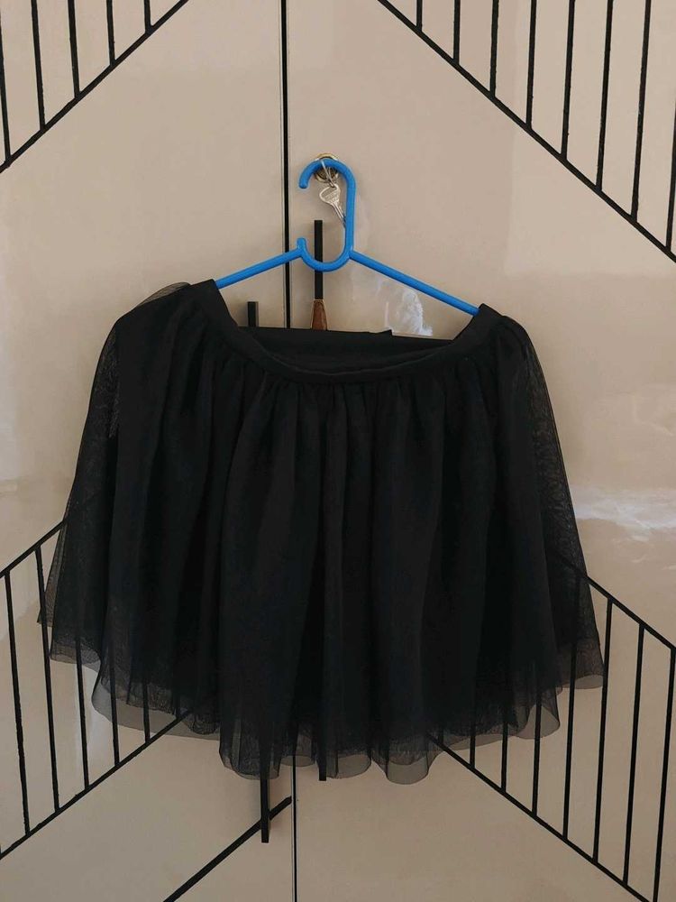 Girls' Black Tulle Skirt