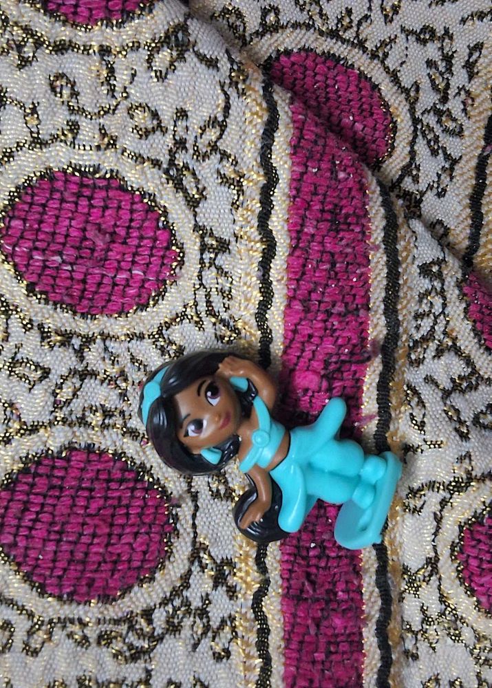 Disney Princess Mini Figures Set