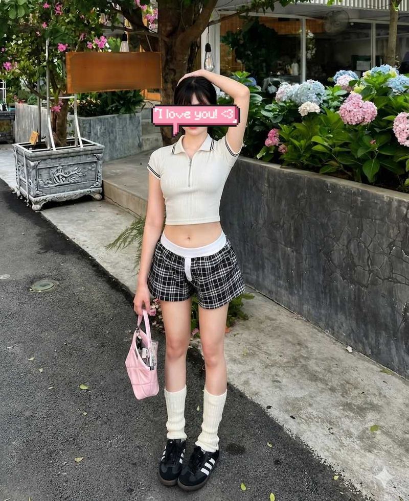 White Ribbed Zip-Up Polo Crop Top