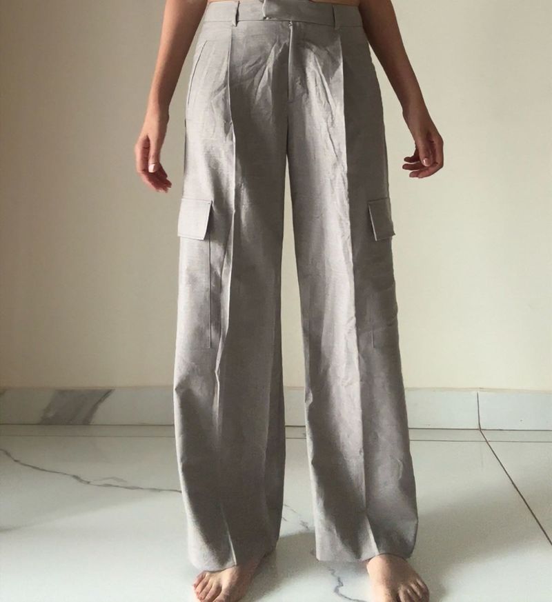 Stylish Wide-Leg Cargo Pants