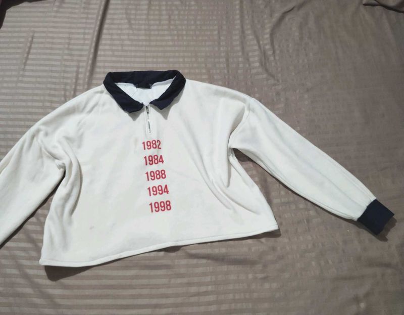 Vintage Style Graphic Pullover Top