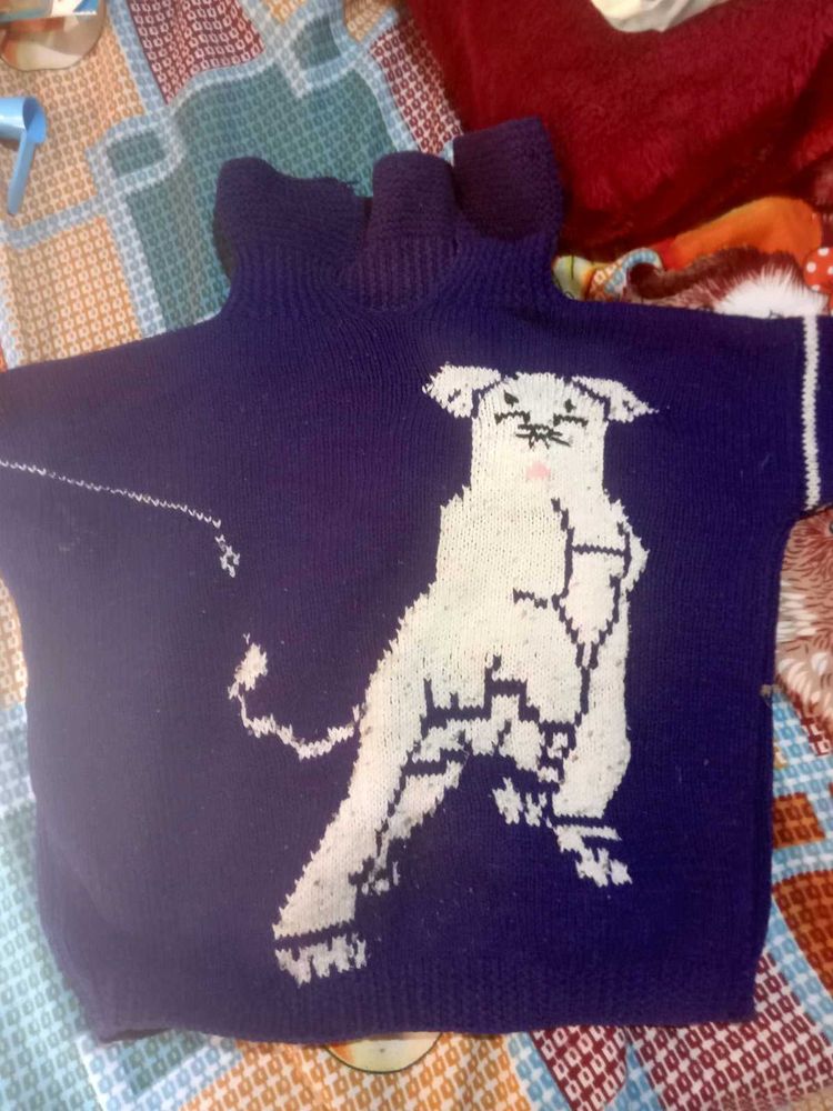 Hand made Knit Sweater with Dog Gr