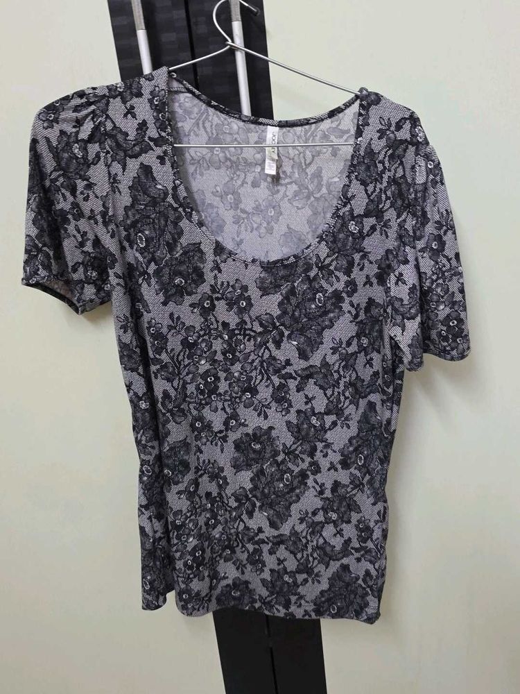 Floral Print Short Sleeve Top