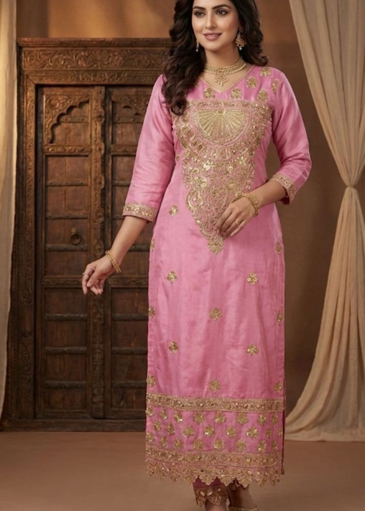 Elegant Pink &amp; Gold Embroidered Pakistani Kurti