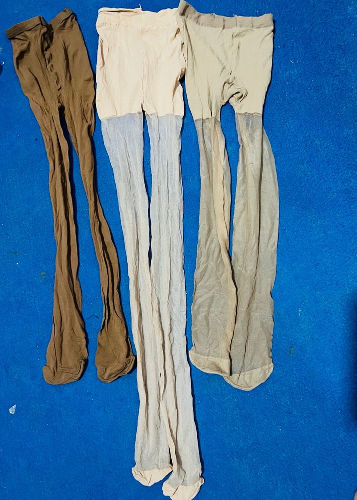 3 Pairs of stockings
