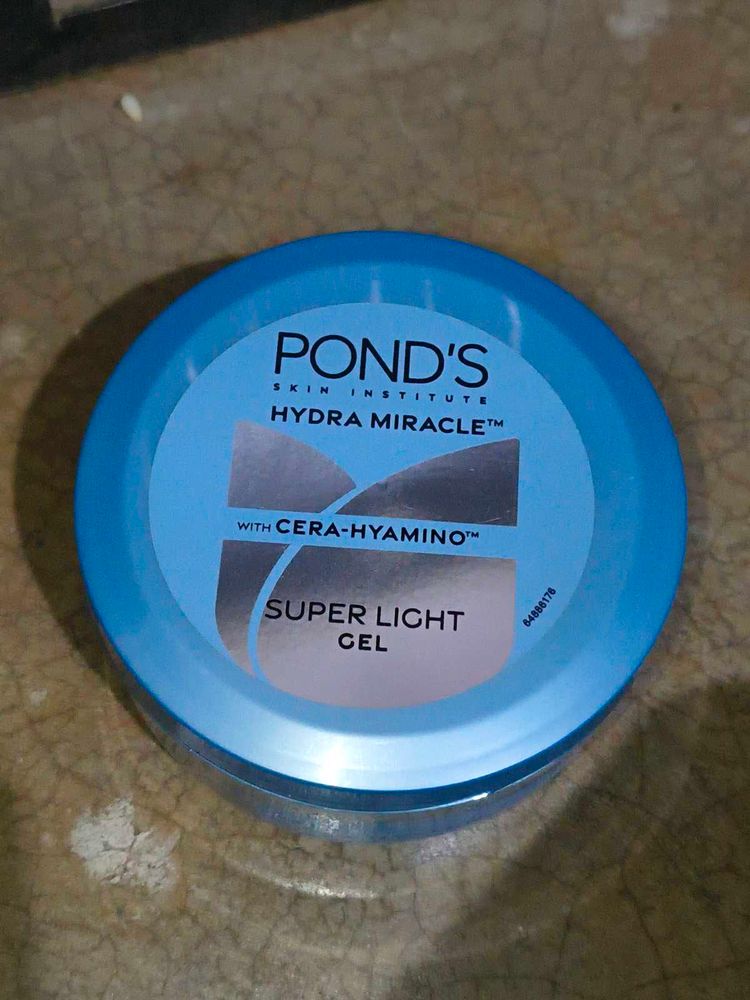 Pond's Hydra Miracle Super Light Gel