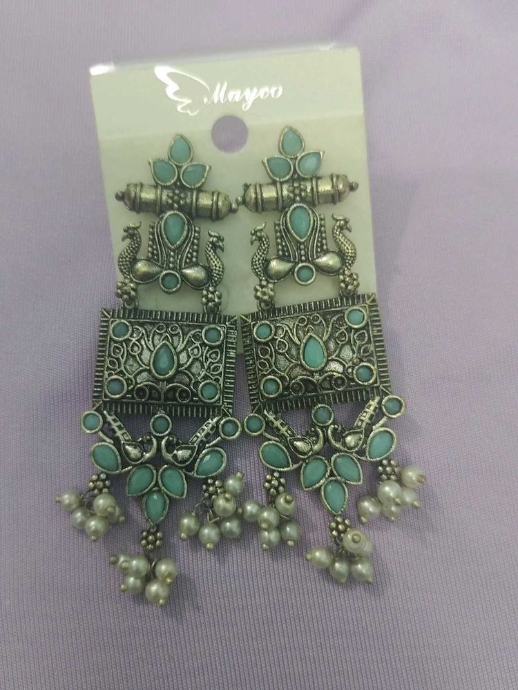 Stunning Teal Stone &amp; Pearl Earrings🤩