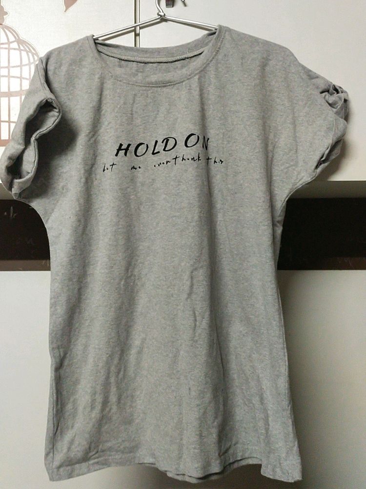 Grey tshirt