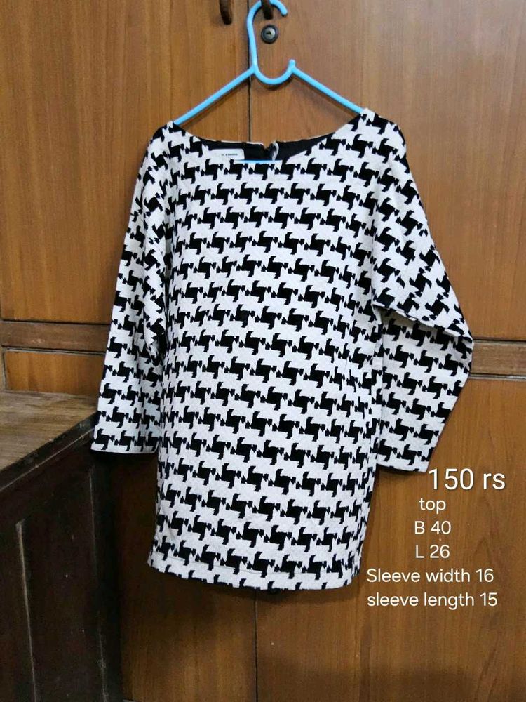 Chic Houndstooth Print Top