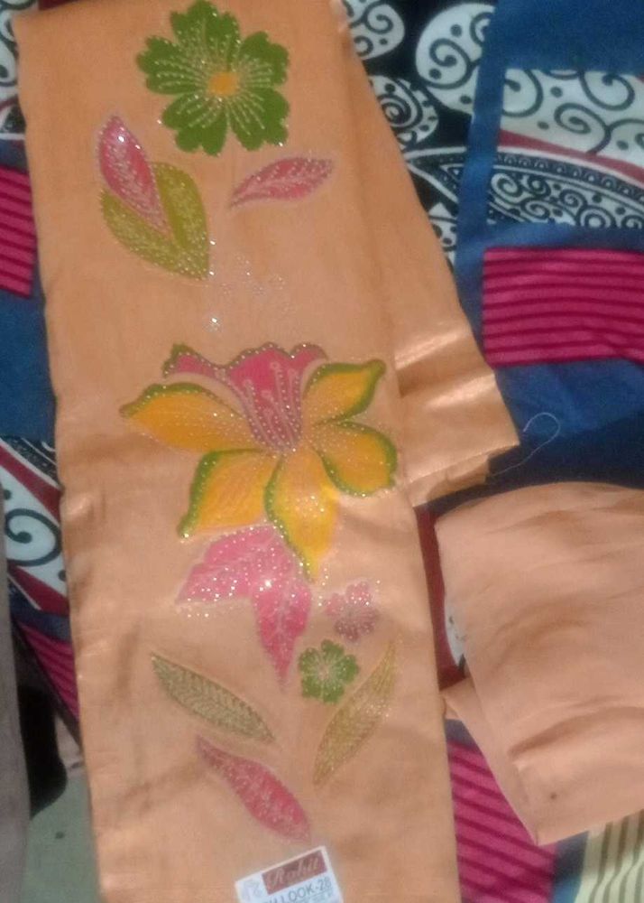 Designer Kurta Set with Floral Embellishments