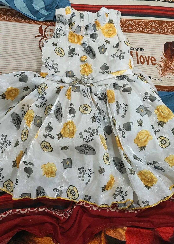 Charming Yellow Floral Print Dress