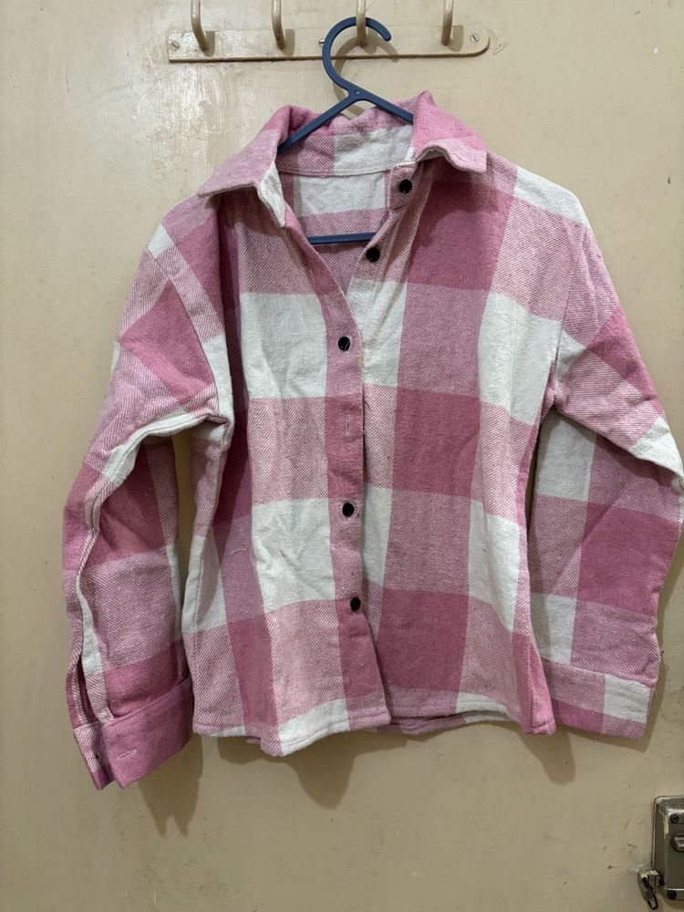 Pink shirt and crop top pair