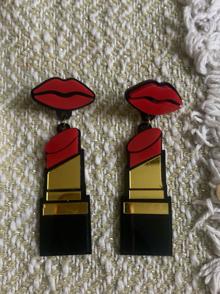 Fun Lipstick &amp; Lips Earrings
