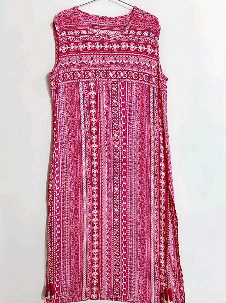 Vibrant Pink Paisley Print Sleeveless Kurta