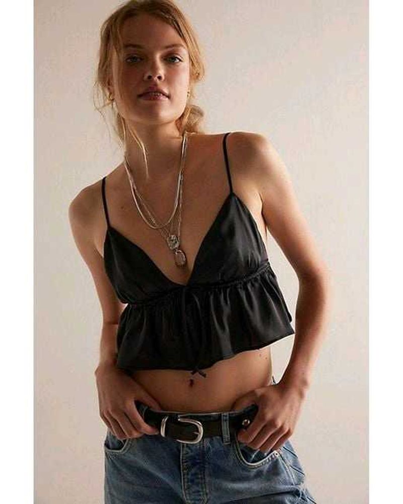 12810. Black cami crop top
