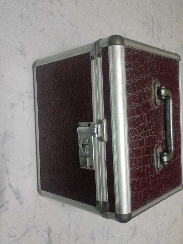 Makeup Venity Box