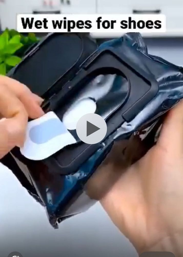 Instant Shoe Cleaning Wipes