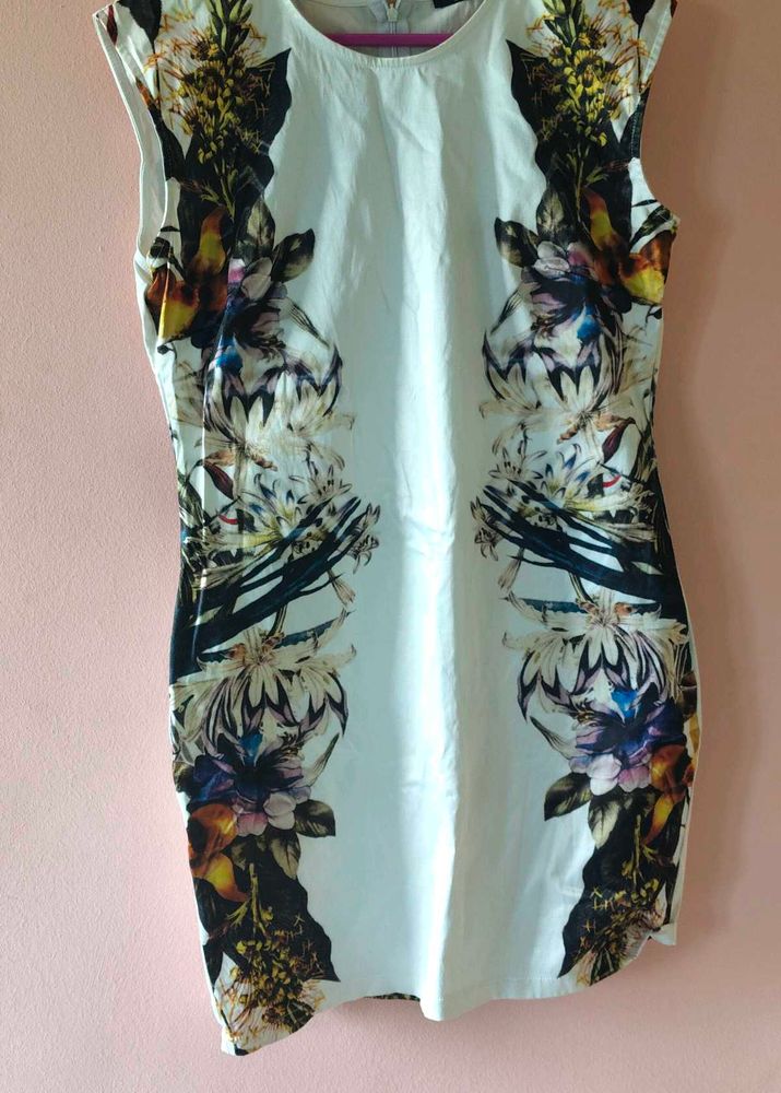 Chic Floral Print Sleeveless Dress