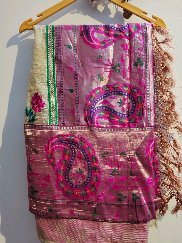 Saree With Laces And Border