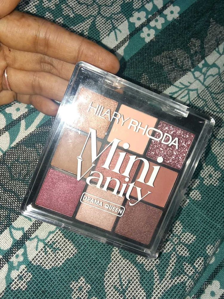 Hilary Rhoda Mini Vanity Eyeshadow Palette