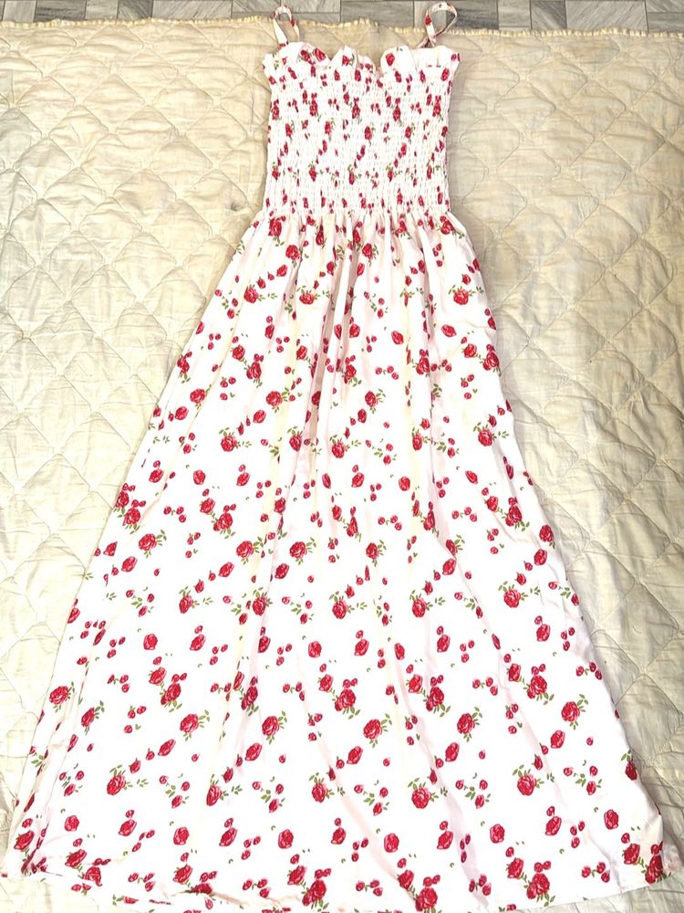 Adding a little bit of floral to my day. The perfe