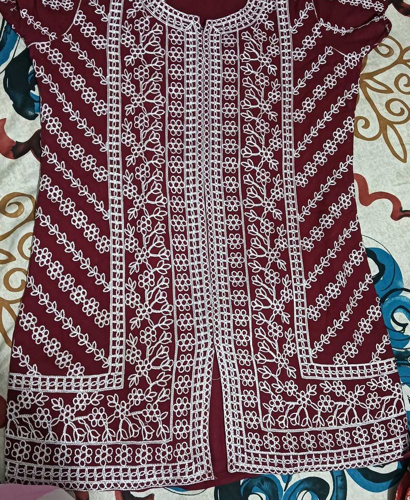 Embroidered Maroon Kurta