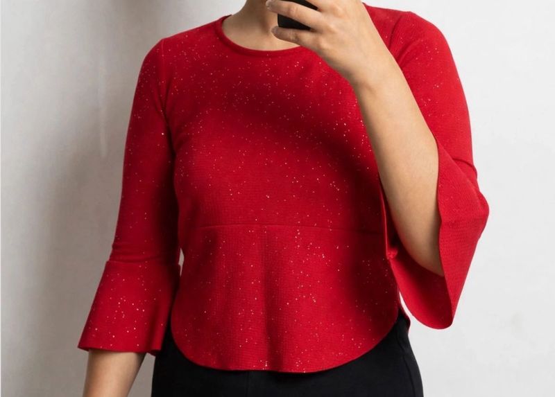 PRETTIEST GLITTER TOP