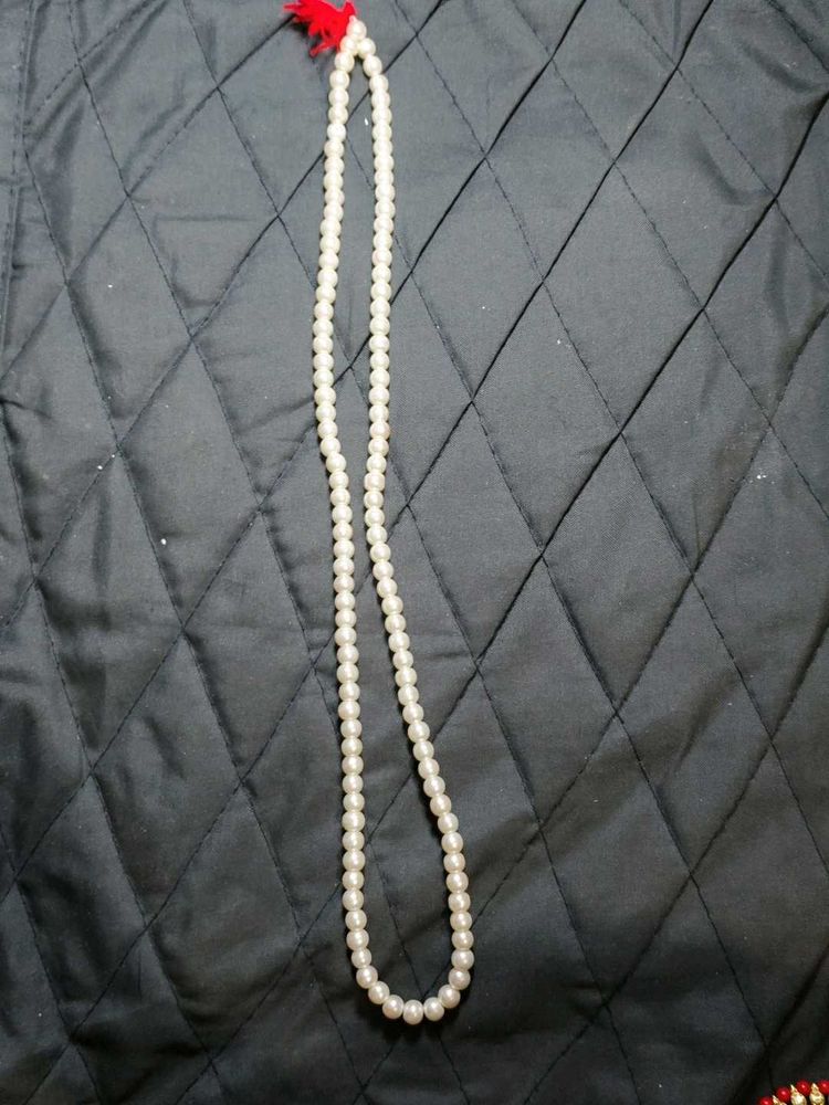 Elegant Pearl Necklace