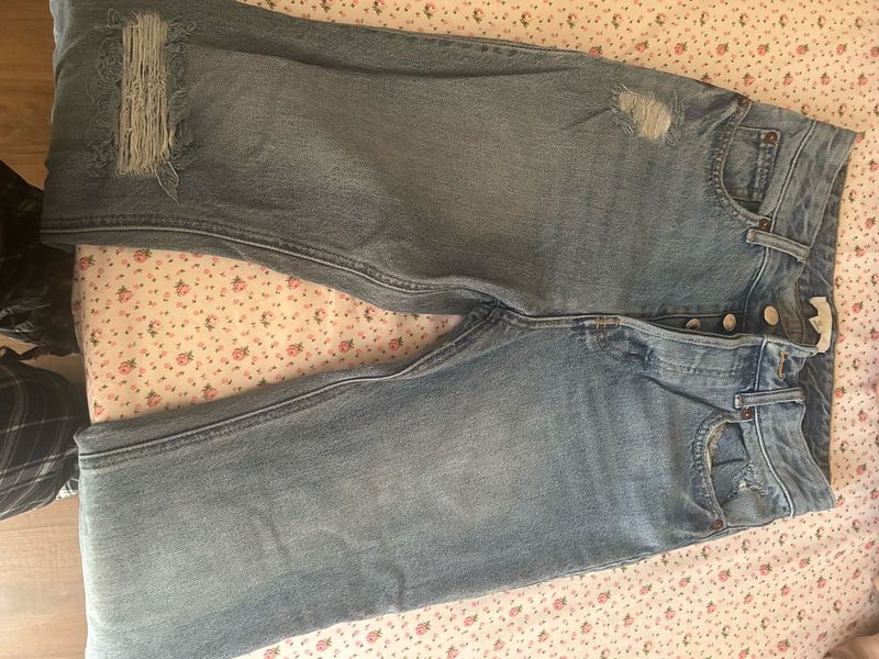 H&amp;M Mid Rise Distressed Light Wash Jeans