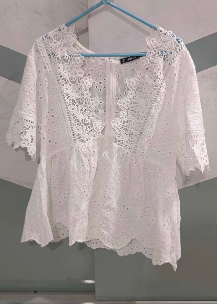 White Sciffily Top