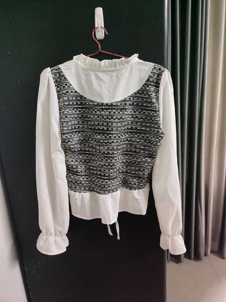 Chic Black &amp; White korean top