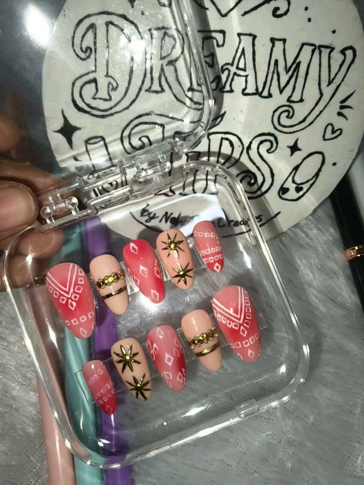 Navratri nail set