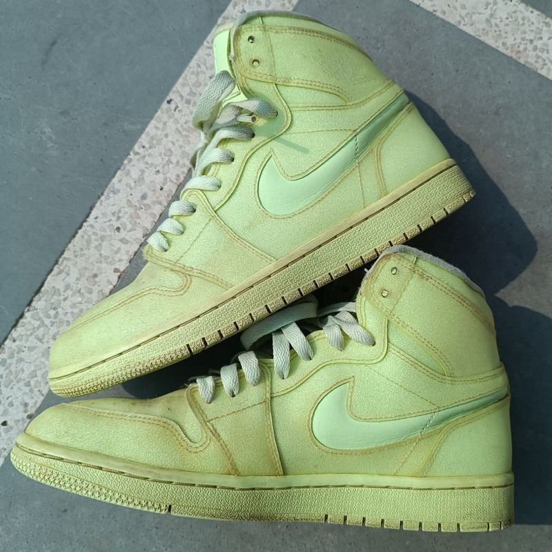 AH7389_700 Women’s Air Jordan1  High Premium Barel