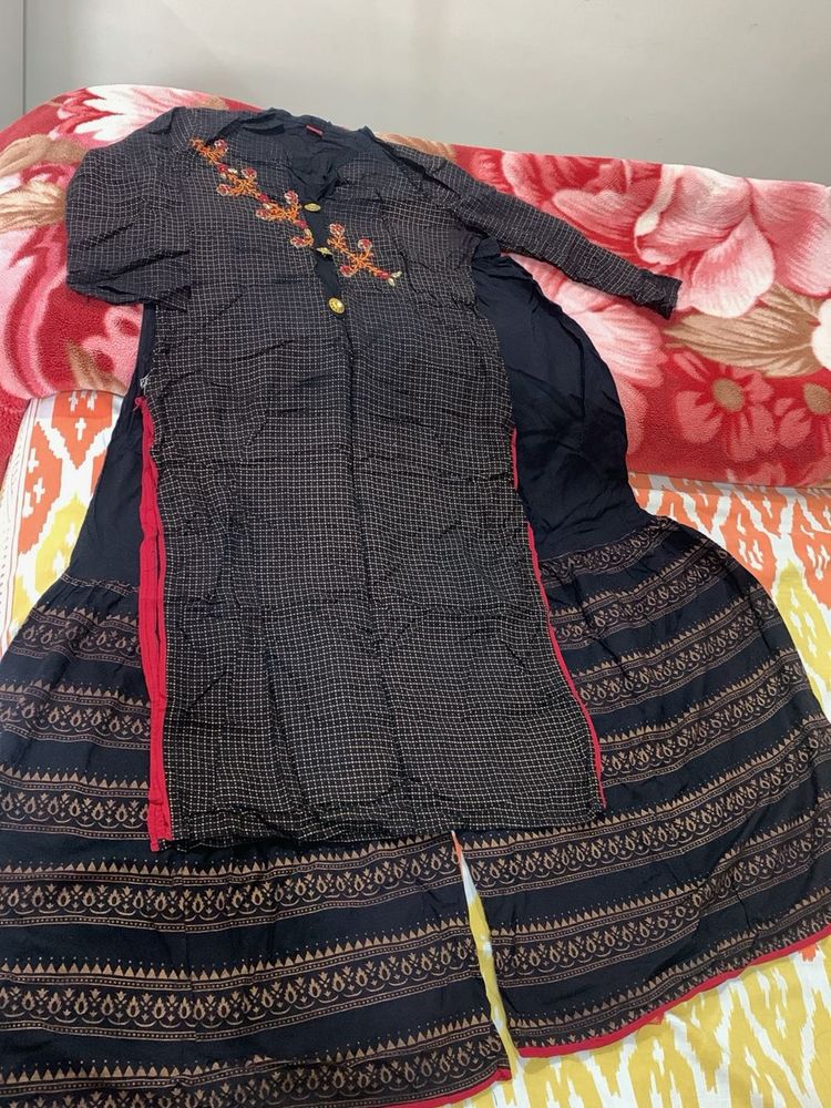 Elegant Black Kurta Set