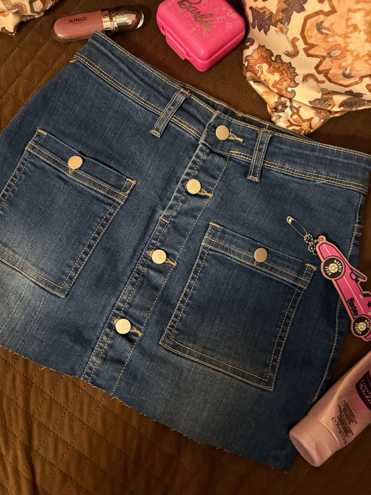 Mini denim skirt 🐆🎱