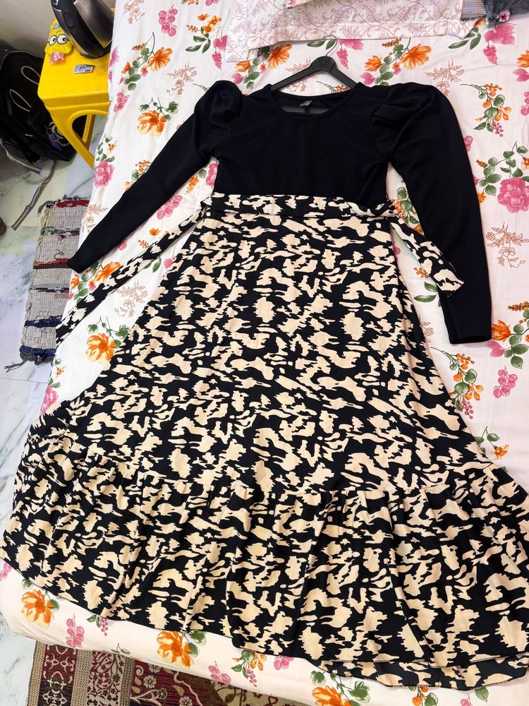 Stylish Black &amp; Patterned Dress