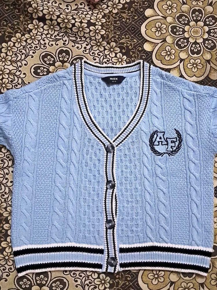 Cute Korean Button-up Sweater
